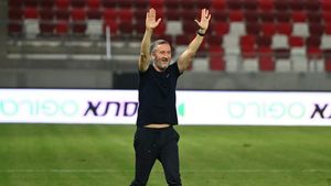 Mihai Stoica și-a cerut scuze, în direct, după ce a criticat un jucător: „Și-a spălat toate păcatele”