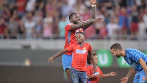 Pleacă Gnohere? Răspunsul lui Dică, la finele meciului cu Hajduk. "Din câte știu eu, patronul echipei...". Bila neagră și bila albă 