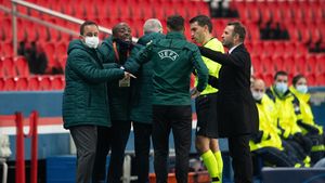 Sebastian Colțescu și Ovidiu Hațegan, suspendați pe viață? „Asta e cererea noastră!” Turcii fac presiuni la UEFA în scandalul de rasism de la Paris