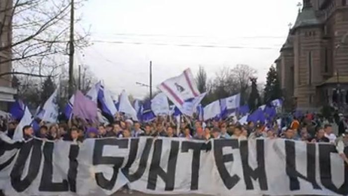Fanii lui Poli ies din nou în stradă, pentru a protesta contra FRF! VIDEO** Vezi clipul de promovare