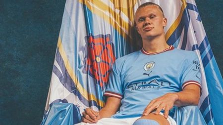 Cum râd fanii englezi de Erling Haaland, după ratările incredibile și lipsa de inspirație din înfrângerea cu Liverpool, din Charity Shield!