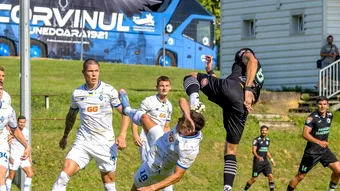 Corvinul Hunedoara, final de cantonament la intensitate maximă! A disputat două amicale în mai puțin de 24 de ore, cu Dinamo Kiev și o formație din Ungaria