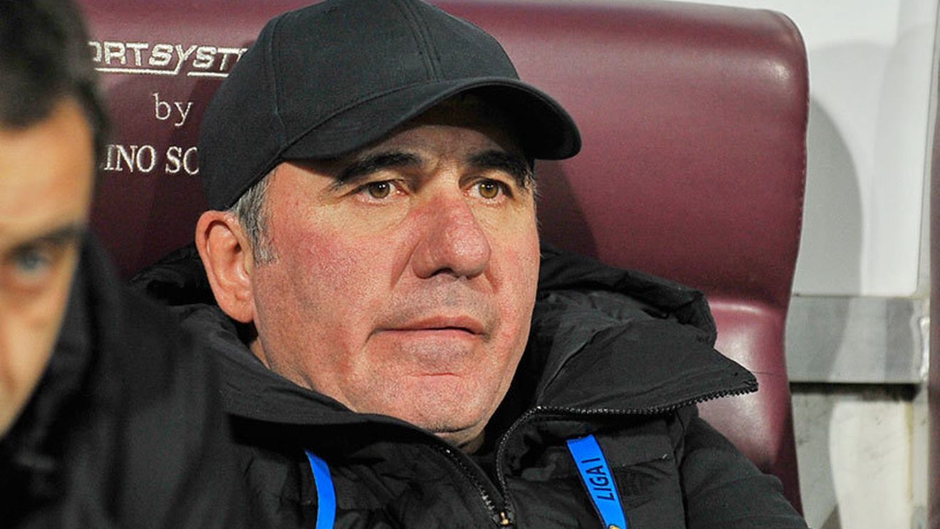 Hagi rămâne în coasta FCSB-ului și anunță că se gândește la titlu. "Regele", precaut înaintea meciului cu ultima clasată din play-off: "Acolo Astra stă cel mai bine..."
