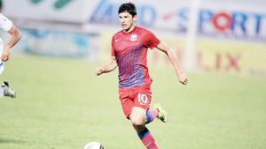 REACȚIA staff-ului Stelei după ce Gigi a ordonat ca Tănase să joace pe stânga!** Aliat surpriză pentru Becali în "duelul tactic" cu Ilie Stan