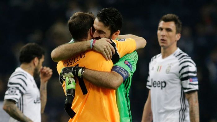 Întâlnirea LEGENDELOR. Casillas a dezvăluit ce i-a spus Buffon după meci