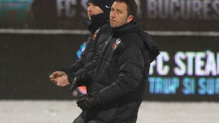 S-a simțit cu musca pe căciulă? FOTO** MM a renunțat la "Mai bine mor în picioare!" :) UITE noul principiu al fostului manager al Stelei!