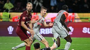 Fotbalistul de 5.000.000 de euro de la FCSB e marcat de sărăcia pe care a trăit-o și a văzut-o: „Viața acolo e foarte grea”