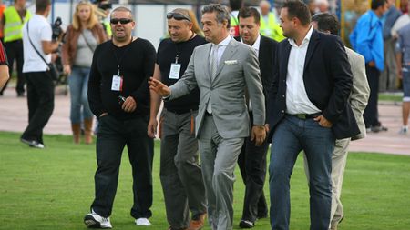 Gigi Becali: "Nu am niciun fel de emoție cu CFR!** Va fi distracție"