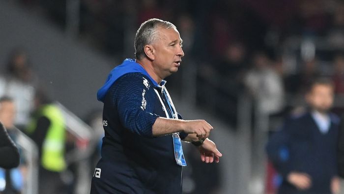 A anunțat plecarea lui Dan Petrescu de la CFR Cluj în direct, la TV, unde a prezentat și motivele despărțirii: „S-au adunat multe, nu e un antrenor ieftin”