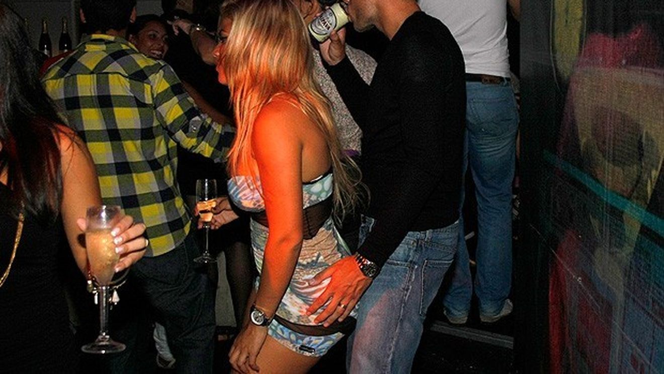 FOTO** Imaginile care-l fac pe Mutu să regrete că n-a mers în Brazilia :)** Cum s-au distrat jucătorii Olandei în Rio