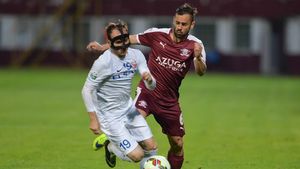 EXCLUSIV | Veste şoc la Rapid: clubul are interdicţie să facă transferuri din cauza unui litigiu cu un fost jucător