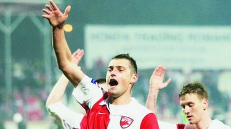 "În ciuda criticilor, am ajuns într-un campionat bun!** Mi se potrivește Anglia!"