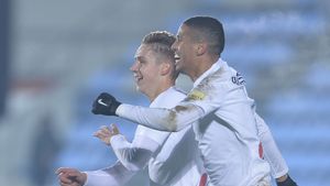 Salarii de Liga 2 la FC Viitorul! Gică Hagi a dezvăluit cât câștigă jucătorii săi. „Are 500 de euro pe lună!”