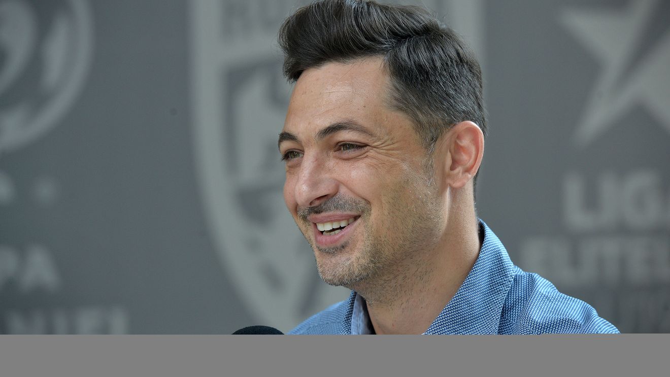 Propus la Craiova de un nume mare, Rădoi a răspuns: "Trebuie să spun asta!". Ce mesaj a transmis selecționerul U21