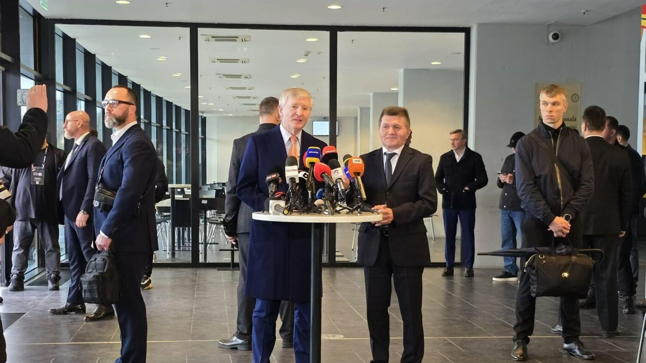 Secretul lui Rinat Ahmetov. Ce era ascuns în gențile pe care le aveau bodyguarzii săi la priveghiul lui Mircea Lucescu