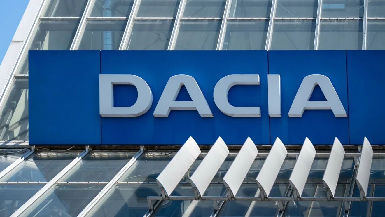 Francezii anunță probleme uriașe pentru Dacia, „Regina Carpaților”, pe segmentul low-cost