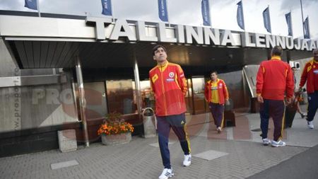 FOTO Întâmpinați de frig și girafe la Tallin!** Primele imagini cu "tricolorii" la sosirea în Estonia