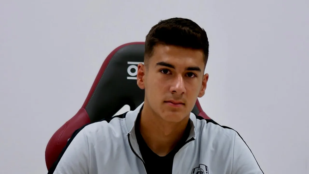 CFR Cluj a început lotul pentru viitorul sezon cu un puşti de 18 ani: „Vă anunțăm cu entuziasm că a semnat”