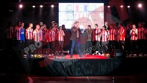 GALERIE FOTO: Oțelul și-a prezentat achizițiile în cadrul unui show grandios. 700 de suporteri au participat la eveniment