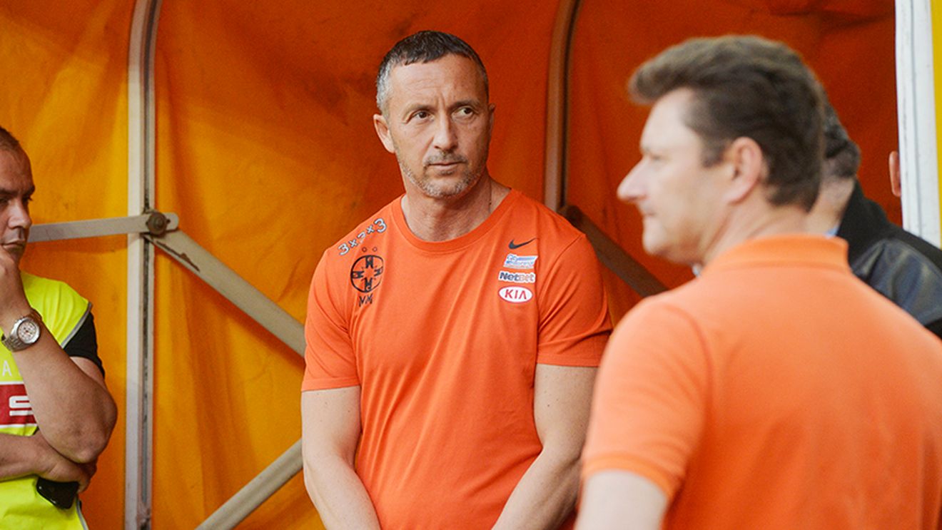 "A fost un arbtiraj echidistant!" MM Stoica, discurs echilibrat și ironii pentru Dinamo: "Poate vom crea un ciclon în tribune". Gestul făcut de un fotbalist al CFR-ului l-a impresionat: "E nevoie de astfel de jucători!"