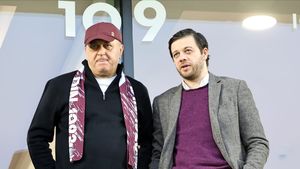 Dan Șucu, o nouă lovitură de mercato! Transfer anunțat de Rapid duminică dimineață: mijlocașul de 1,3 milioane de euro a semnat