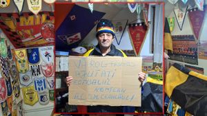 Suporter înfocat, gest disperat în încercarea de a salva Ceahlăul de la desființare! Își donează colecția în care a investit zeci de mii de euro celui care preia clubul: ”Ceahlăul este copilul meu. Dacă moare echipa, moare o parte din mine!”