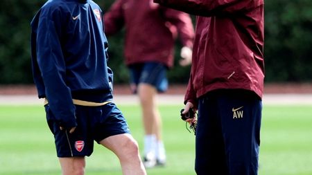 "Un mare fotbalist trebuie să exerseze enorm la antrenamente! Dacă ai un mentor ca Wenger ești norocos!"