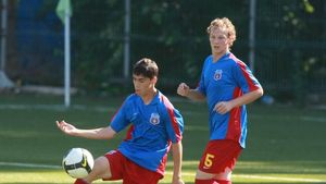 Academia, în faliment!**