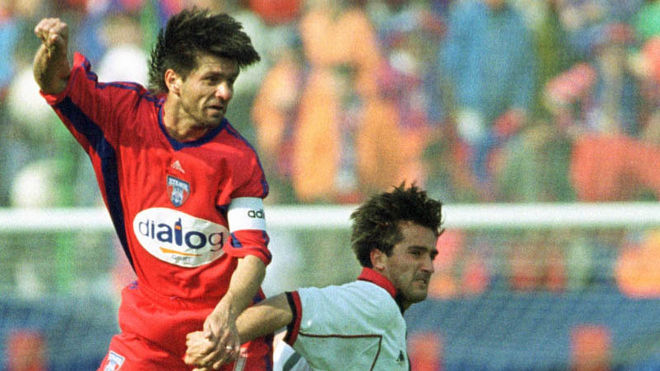 Adrian Ilie dixit: "Lăcătuș e transferul iernii la Steaua!"