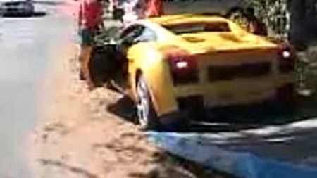 VIDEO** Cine îl oprește pe Benzema? După un Q5, a făcut praf și un Lamborghini!