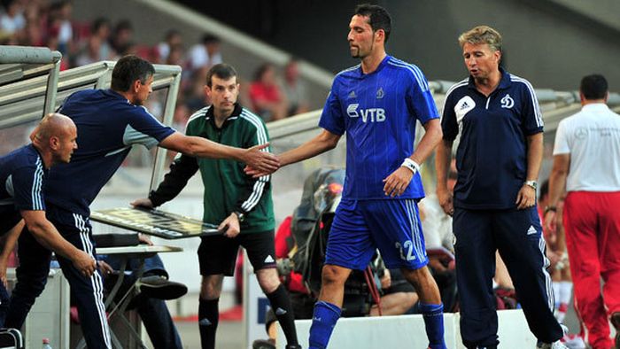 Un adversar a fost lăsat MUT de o decizie a lui Petrescu:** "Nu înțeleg de ce a făcut asta!" La Dinamo au început să apară grimase