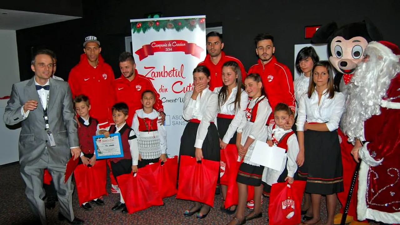 FOTO | Jucătorii lui Dinamo, alături de copiii defavorizați din România: 