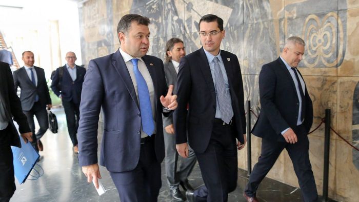 Unul dintre inventatorii Cooperativei din fotbalul românesc, mesaj șocant pentru Răzvan Burleanu: „Vreau să îi propun să o reînființăm! Erau bani negri de îi întorceam cu lopata”