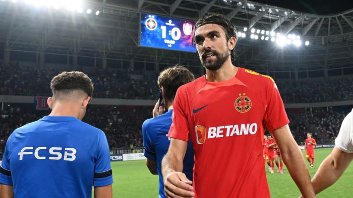 Nici Andrea Compagno nu a scăpat de atacul dezlănțuit al patronului FCSB! Cum a comentat Gigi Becali gestul nervos fără precedent al italianului pentru că a fost schimbat: „N-am zis niciodată că e vreun Maradona!" | VIDEO