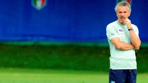 Donadoni și Mancini, favoriți să preia pe West Ham