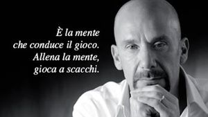 Vialli: "Îmi plac șahul și damele!"