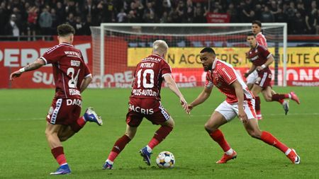 Claudiu Petrila a izbucnit în lacrimi după ce s-a „rupt” în Dinamo – Rapid! A plâns în hohote după accidentare