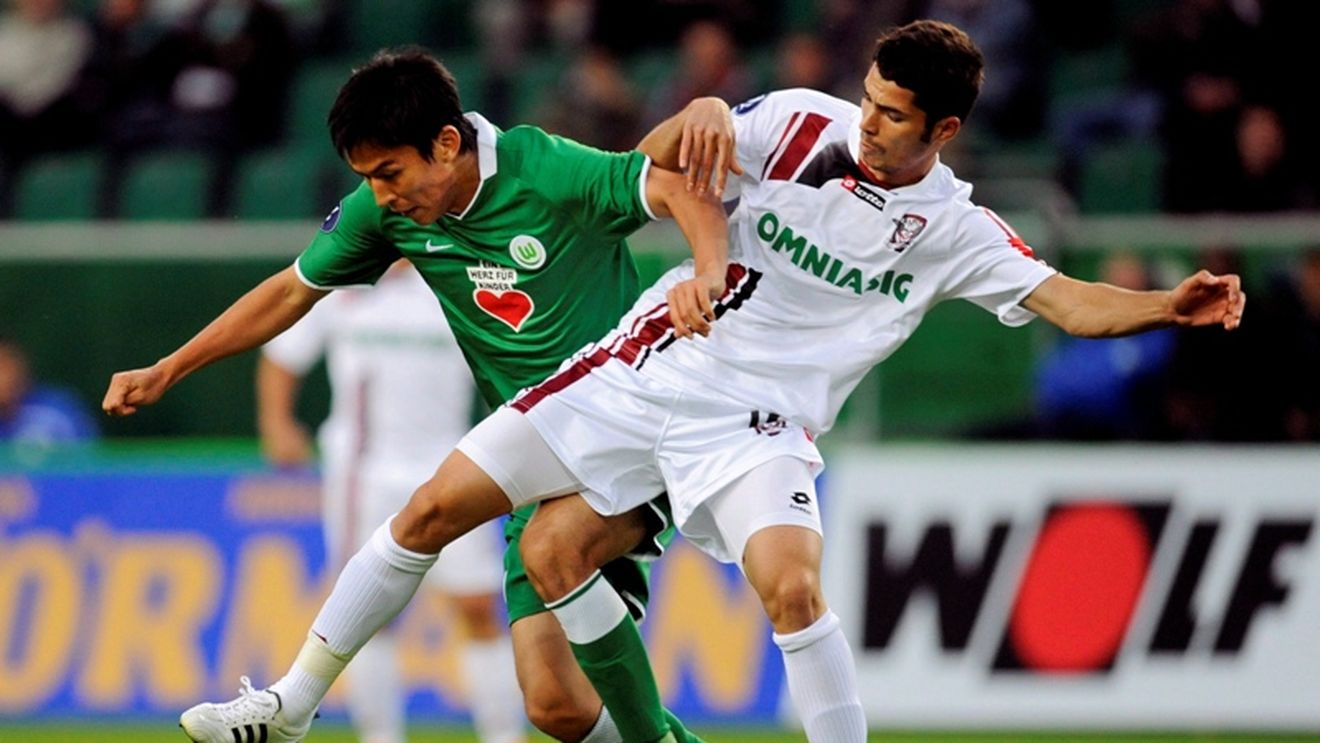 Sfâșiați de "lupi"! Wolfsburg - Rapid 1-0