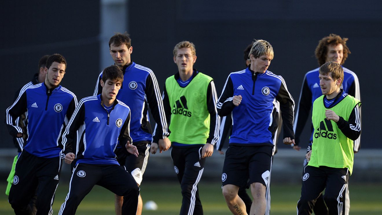 S-au întâlnit în Steaua - Chelsea! Noul coleg al lui Rusescu la Sevilla