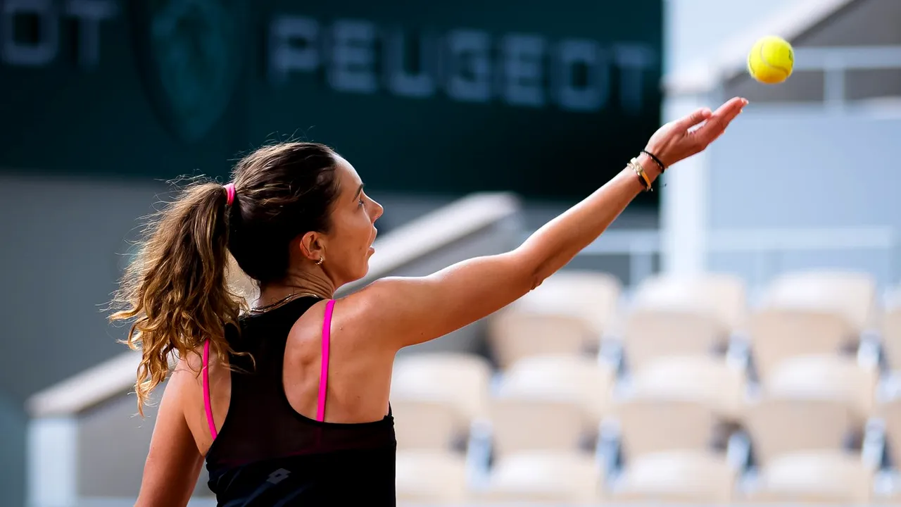 Mihaela Buzărnescu, calificare surpriză în turul 2 la Roland Garros! O așteaptă pe câștigătoarea meciului Irina Begu - Serena Williams