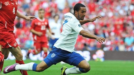 Walcott, speriat DE MOARTE de Fabio Capello: "Îți vine să faci în pantaloni când se uită la tine"