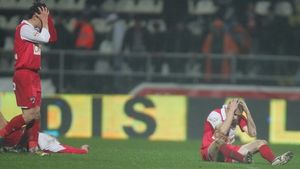 SSSSSMOKING! "Am auzit și eu multe despre acest Moți"! Sfaturile lui Munti pentru Andone