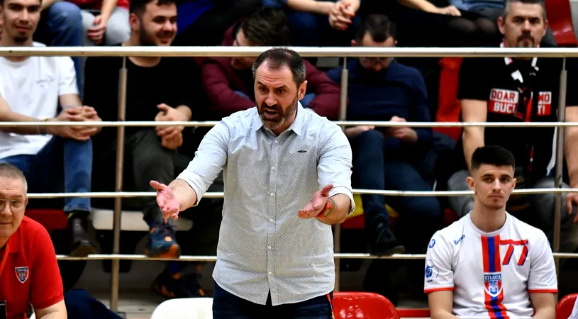 Sandu Iacob a „redevenit” antrenorul echipei Steaua, în urma unei decizii a Comisiei de Apel din cadrul FRH. Nu este pentru prima dată când clubul din Ghencea se „trezește” cu doi antrenori principali