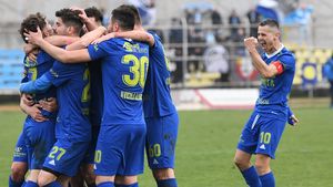 Optimism la Slobozia înainte de startul play-off-ului! Constantin Toma privește către SuperLigă: ”Este visul meu de mic, să intru cu Unirea în prima ligă.” La 37 de ani, fundașul le dă lecții tinerilor săi coechipieri