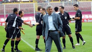 Mircea Rednic, Dănuț Lupu și Mircea Lucescu dădeau moda la Rapid. „Schimba mașinile lunar! Era extravagant!” | VIDEO EXCLUSIV ProSport LIVE