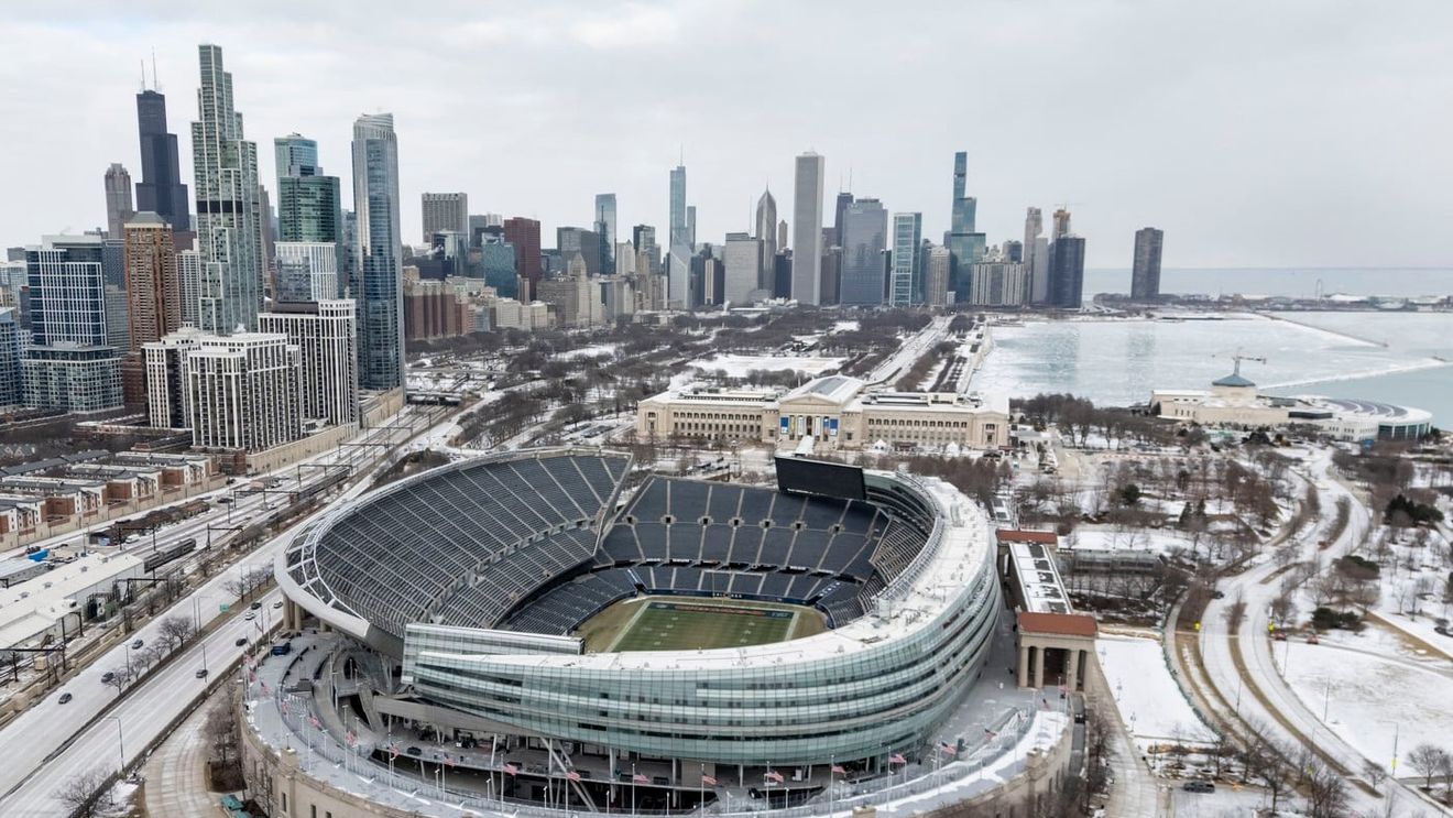 Autoritățile vor să aloce un miliard pentru noul stadion. E luptă mare pe locul de construcție!