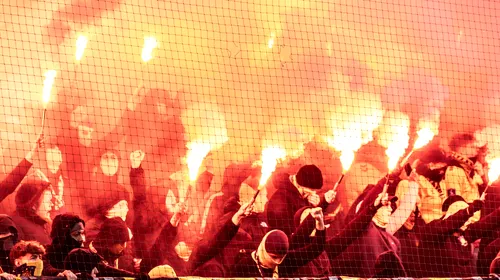 Halucinant! N-au scăpat nici cei de la județ: o echipă de liga a șasea din România s-a crezut în Argentina și a fost amendată după show-ul pirotehnic al „ultrașilor”! Clubul a luat „foc”: „Data viitoare poate vă gândiți de două ori!”
