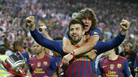 Veste excelentă pentru Villanova:**  Pique și Puyol ar putea juca cu Real