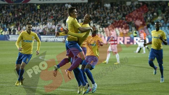 Petrolul, favorită la câștigarea Cupei!** "Este un moment important pentru noi! Vrem să câștigăm finala, ar fi primul meu trofeu". Manasse, ales omul meciului de la Galați