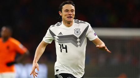 Borussia Dortmund a oficializat primul transfer al verii. Un internațional german a semnat până în 2024 cu trupa lui Favre